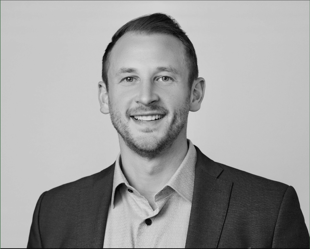 Black-and-white portrait of Semarchy CEO Ben Werth