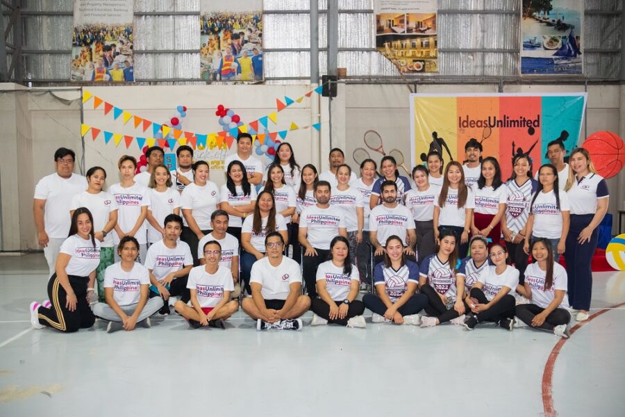 Shahzad Yaqoob and IdeasUnlimited colleagues gathered for a team photograph in the Philippines