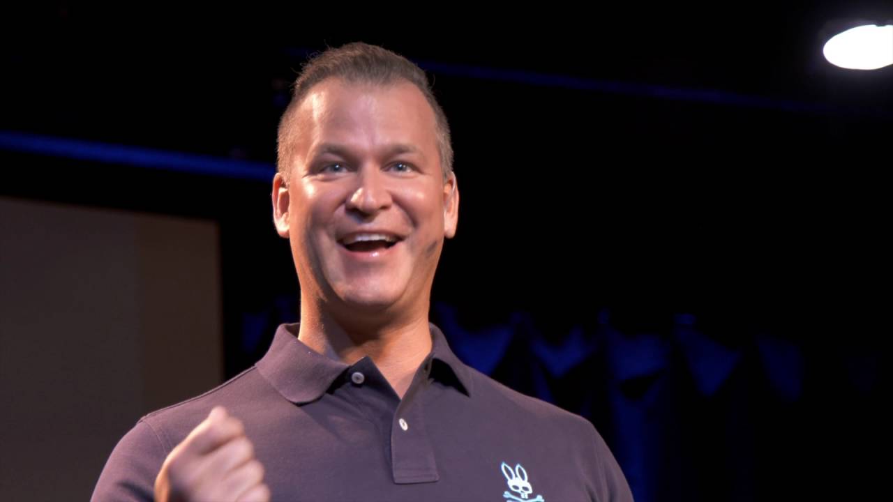Shawn Thomas speaking on the TEDxCarsonCity stage