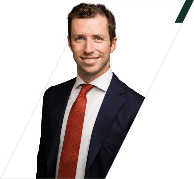 Skyler Gary in an official Avant company photograph