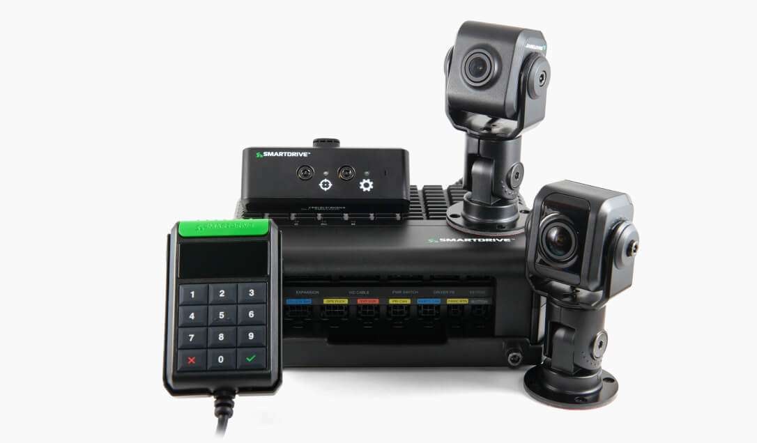 SmartDrive recording hardware, a wired keypad, and three camera units