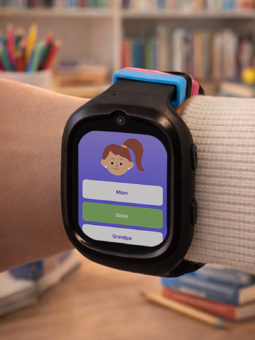 Child wearing a SoyMomo Space 4.0 watch