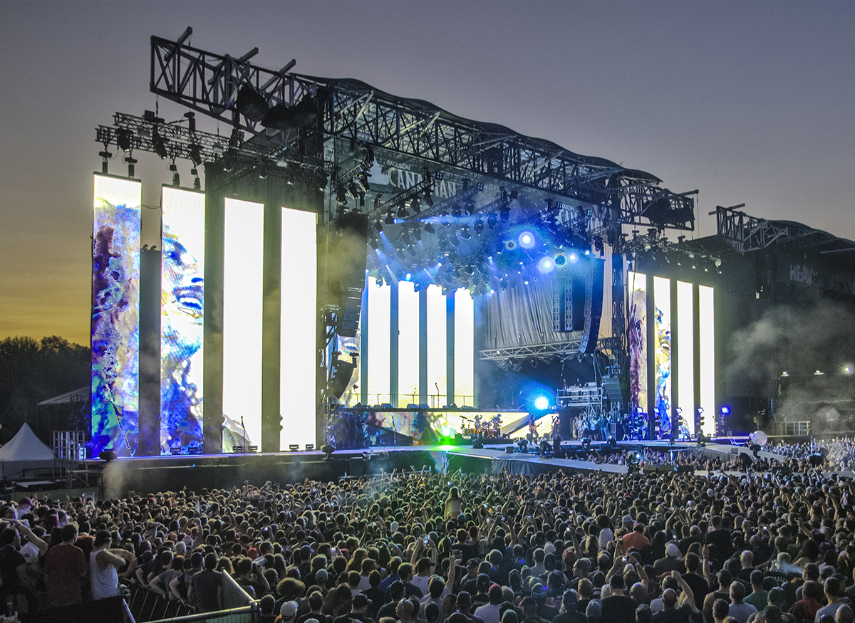 A Stageline SAM750 supporting a large concert production at night