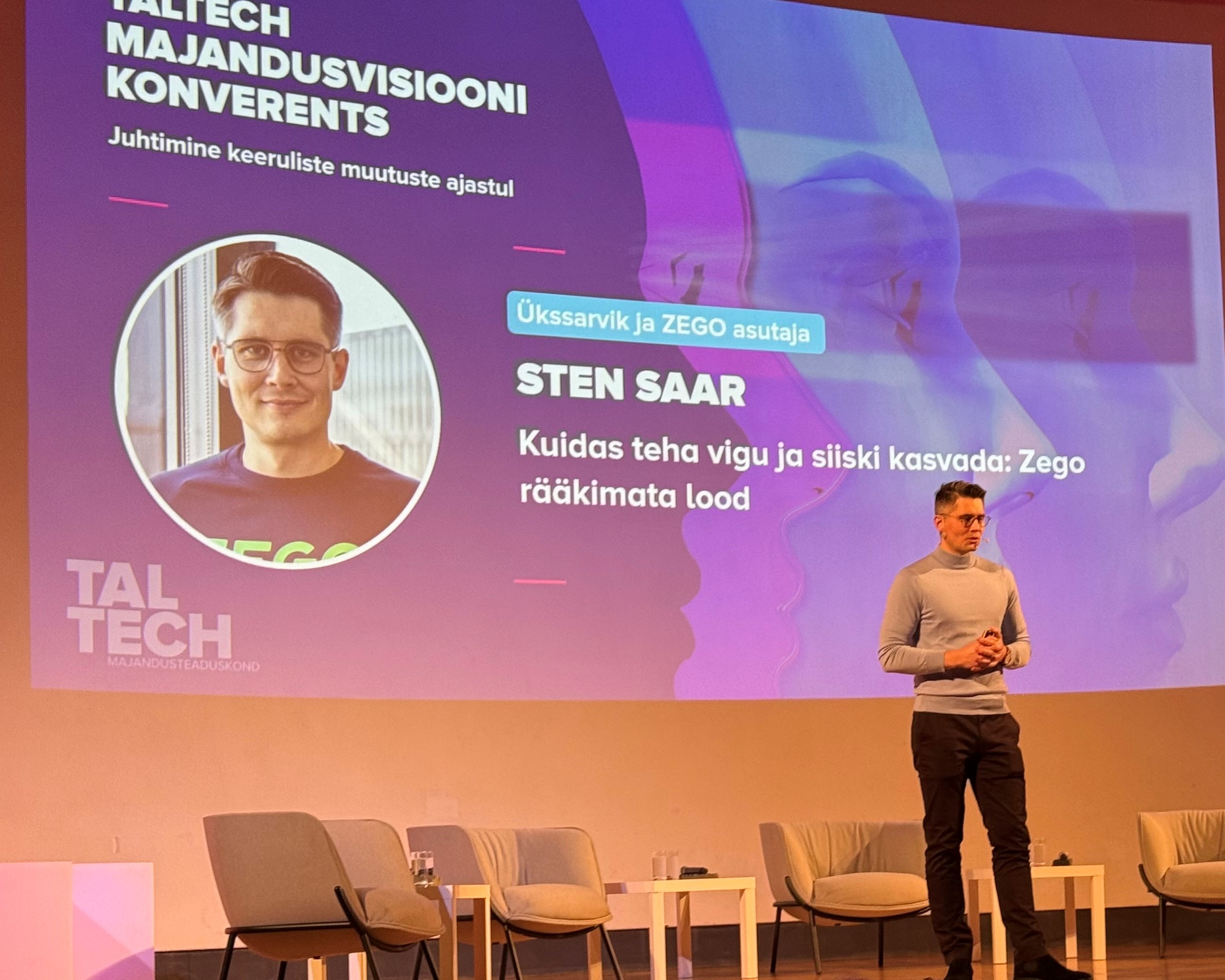 Sten Saar speaking on stage at TalTech's economic vision conference in January 2025