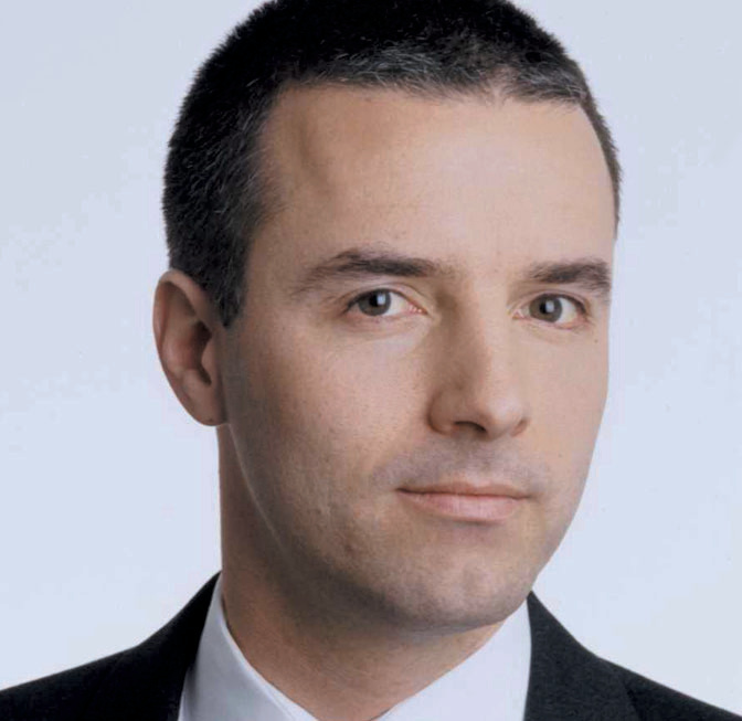 Archival photograph of Steve McCanne accompanying his 2002 technology innovator profile