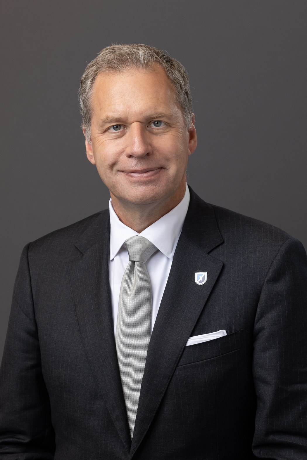 Steven Kobos