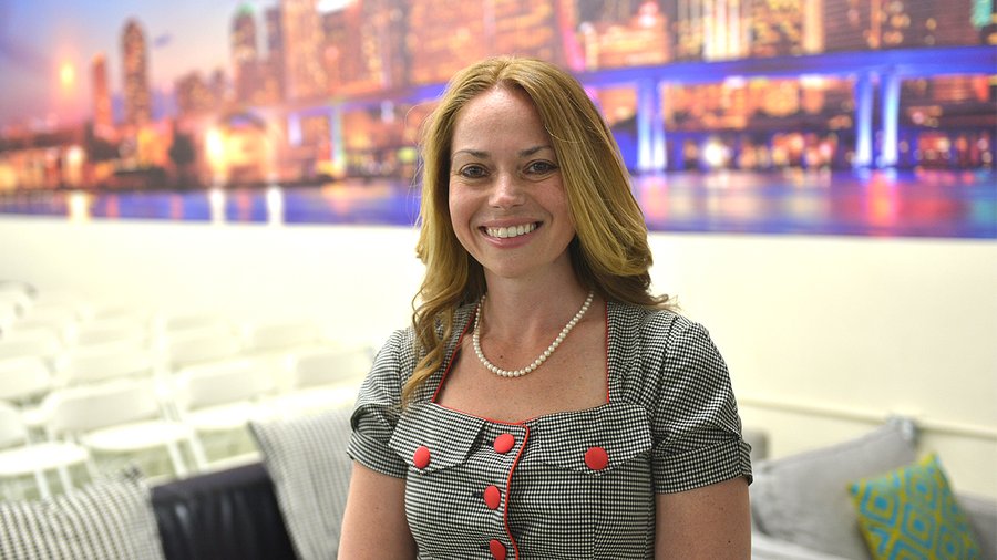 Susan Amat’s unusual lesson: give people room to fail