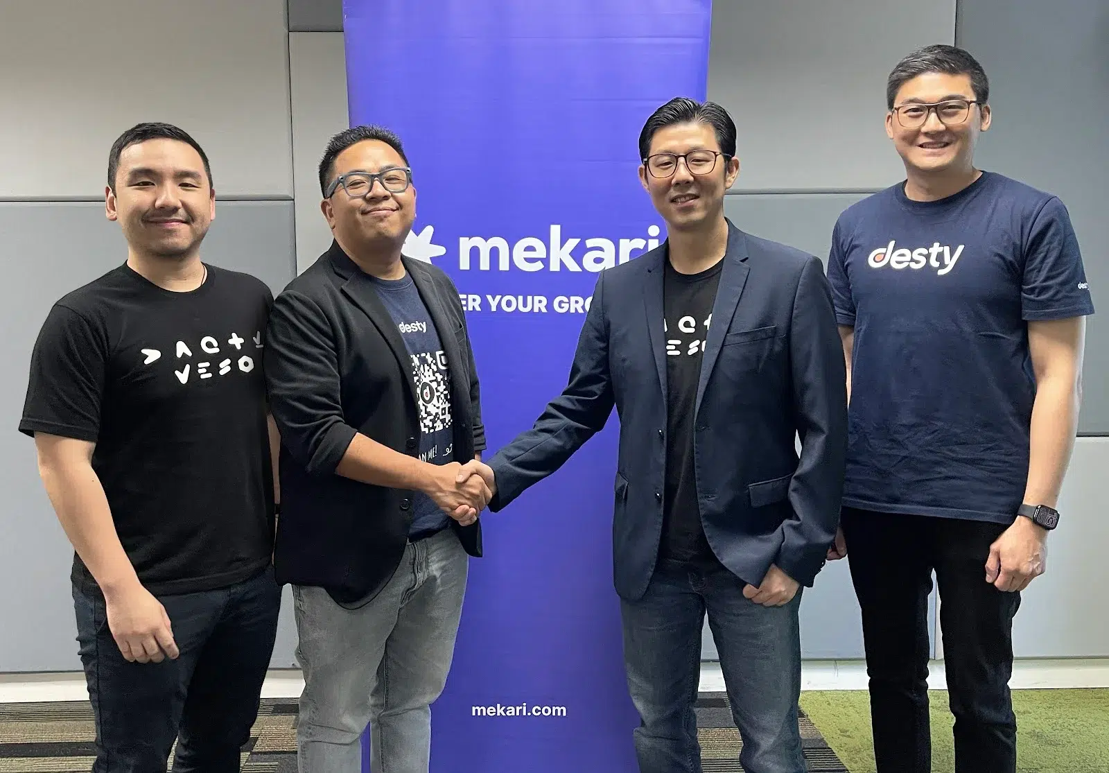 Jansen Jumino, Mulyono Xu, Suwandi Soh and Dennis Harsono announcing Mekari's acquisition of Desty