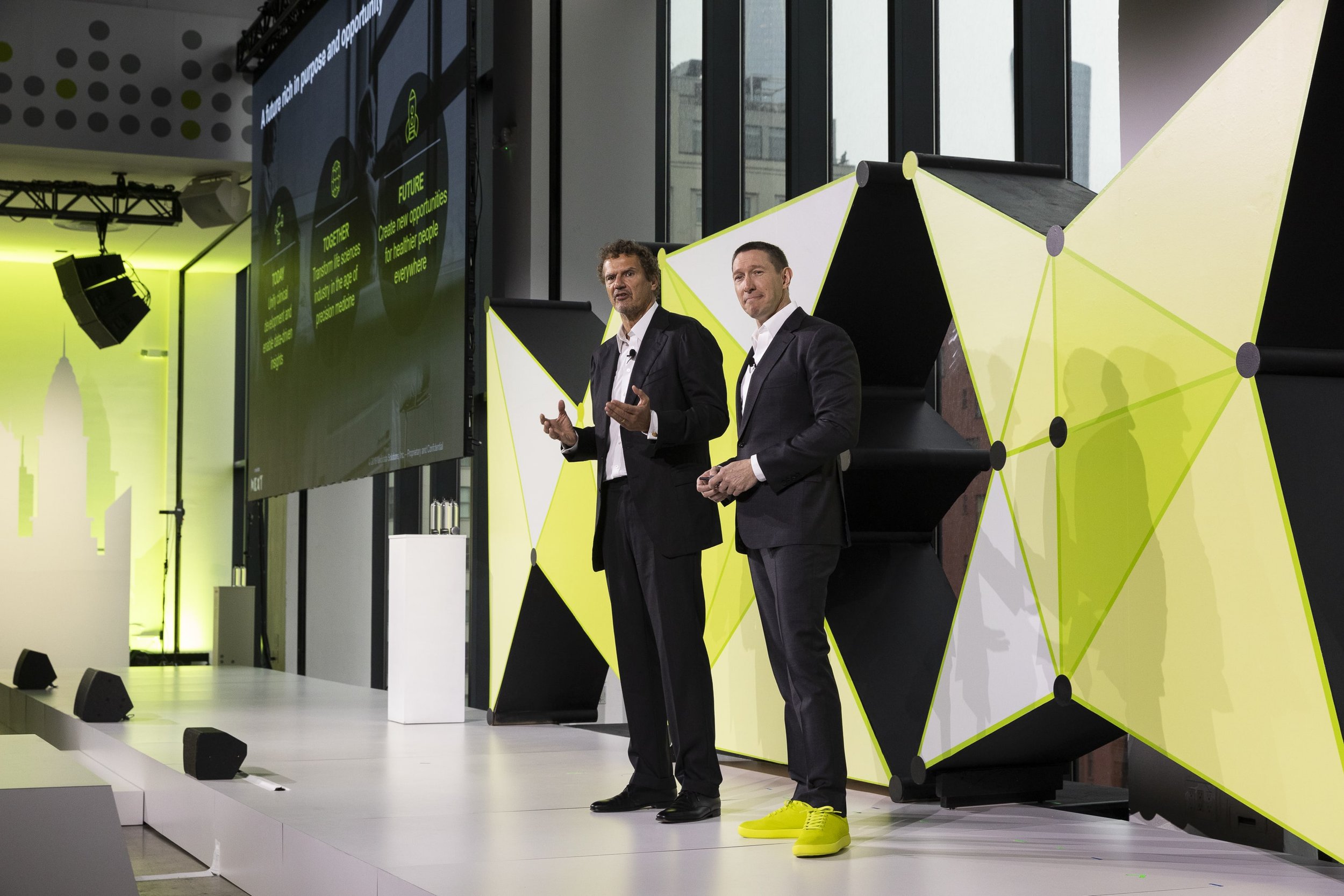 Tarek Sherif, left, and Glen de Vries, right, on the Medidata NEXT stage in New York