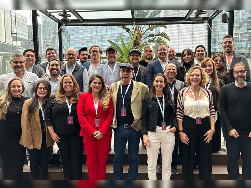 The Collective Agency team gathered at its Simbiosis 2023 regional conference