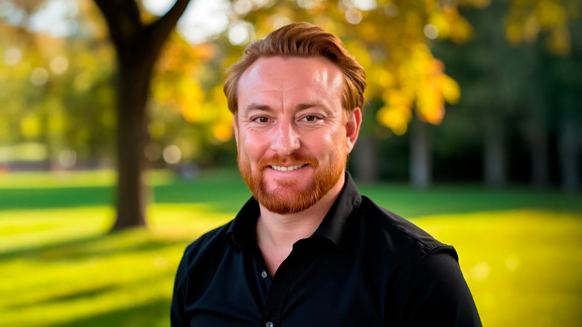 Thibault Le Conte outdoors, wearing a black shirt