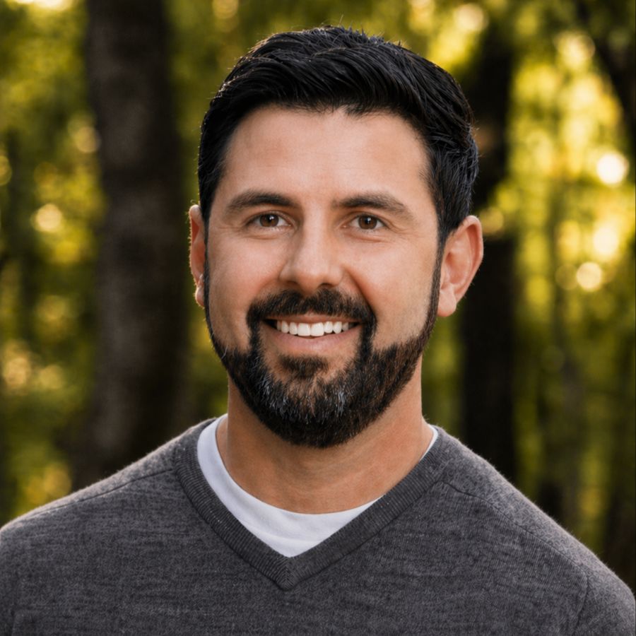 Portrait of TJ Ross, co-founder and co-CEO of Splash Sports
