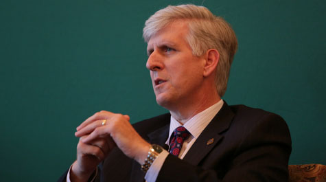 Todd Stottlemyer speaking at a William & Mary campus forum in 2013