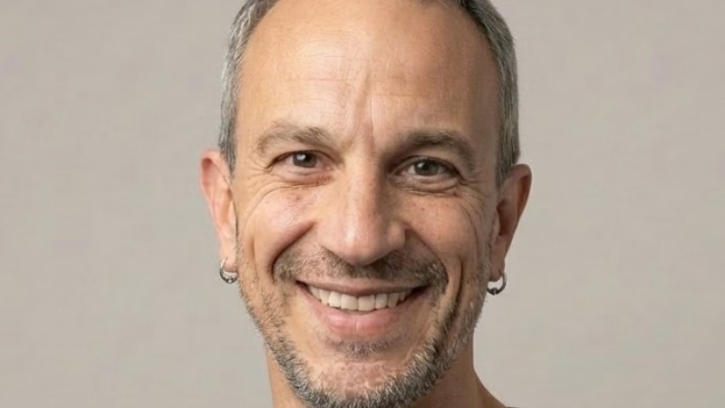 Tom Fox
