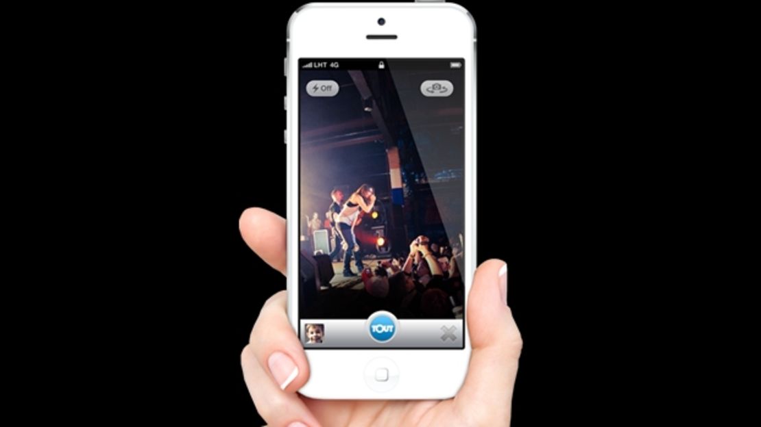 A Tout recording screen shown on a smartphone