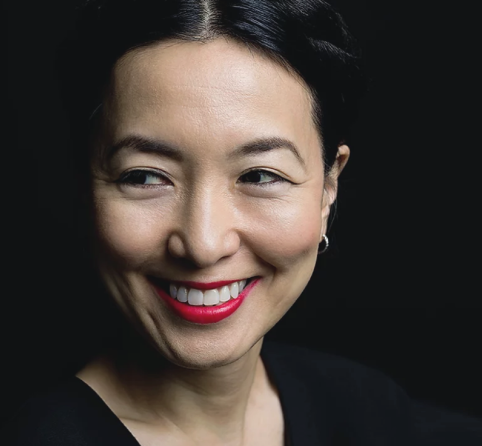 Tracy Saunders Knows the Job Market’s Unwritten Rules. Now She Teaches Women to Rewrite Them