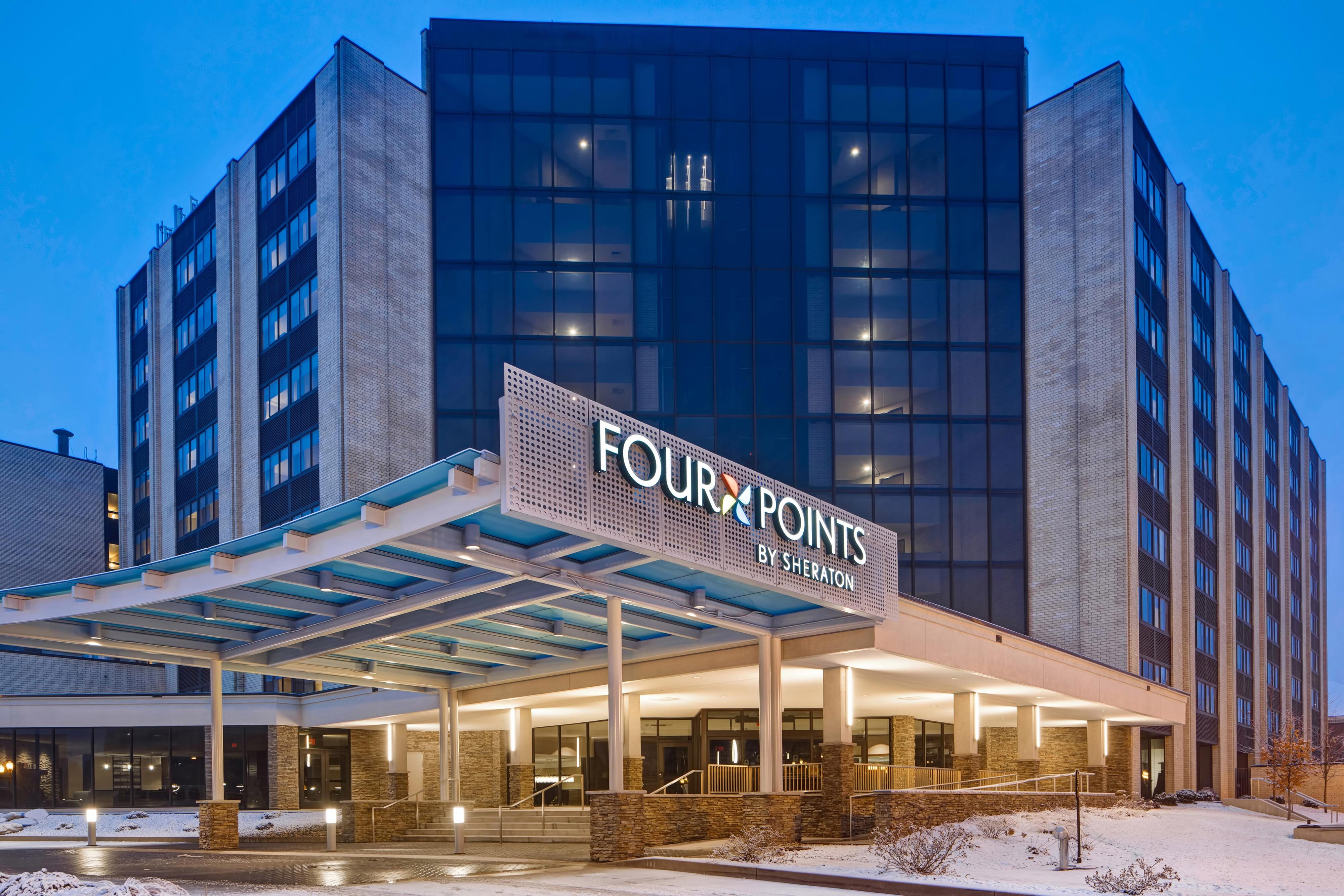 Four Points by Sheraton hotel in downtown Peoria, entrance at dusk