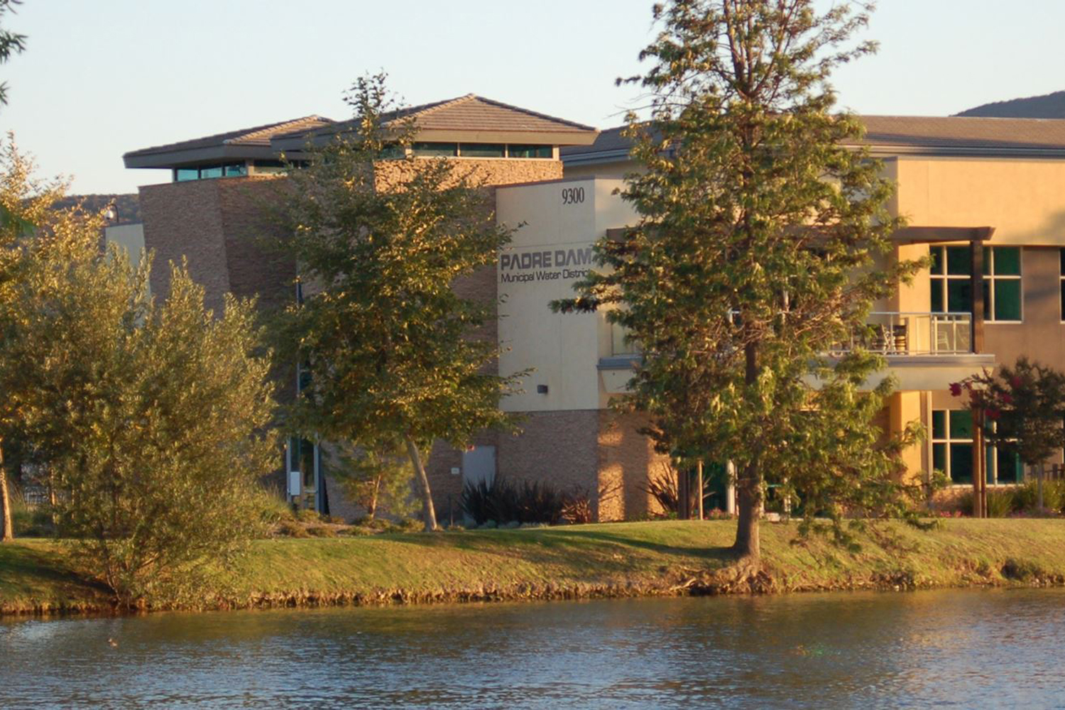 Padre Dam Municipal Water District building beside the water