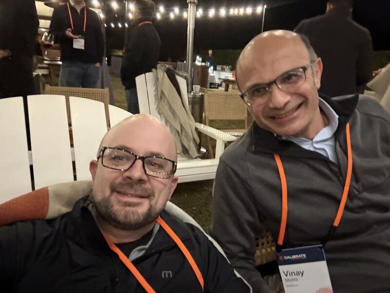 Brad Porter and Vinay Seth Mohta seated together at a Calibrate Ventures founders’ retreat