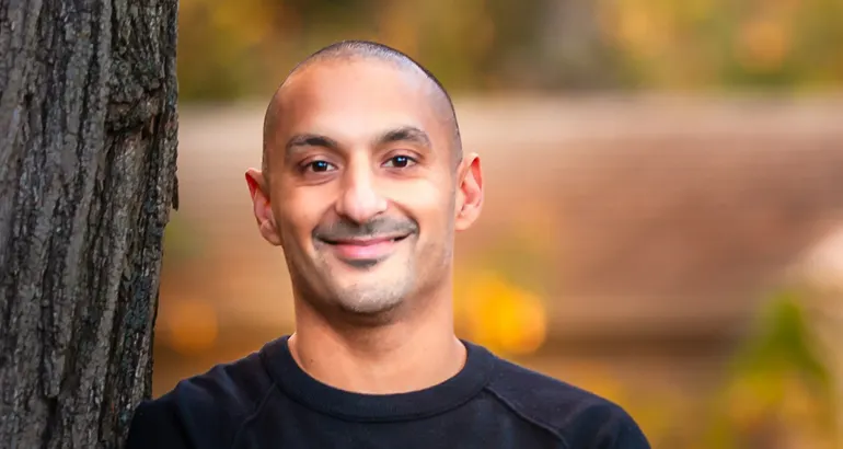 Vineet Mehra Learned Marketing With $50 and a Hallway Full of Lollipops