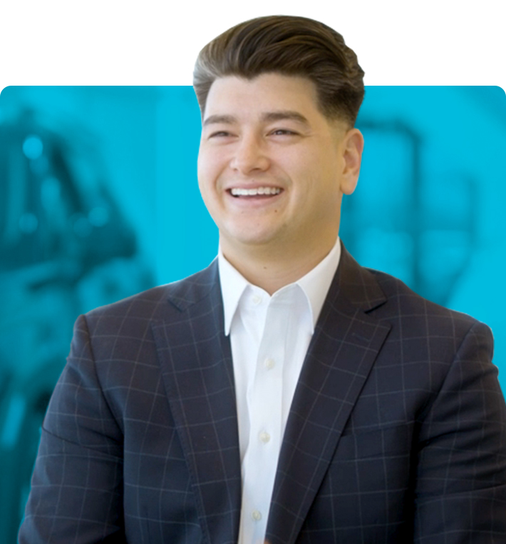 Ryan Huang, sales manager at Great Lakes Auto Group, in an official VinSolutions testimonial portrait