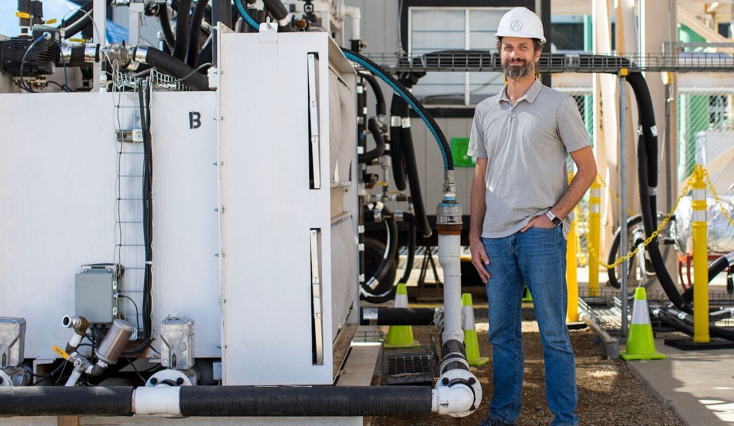 Avnos hybrid direct air capture pilot equipment installed outdoors in Bakersfield, California
