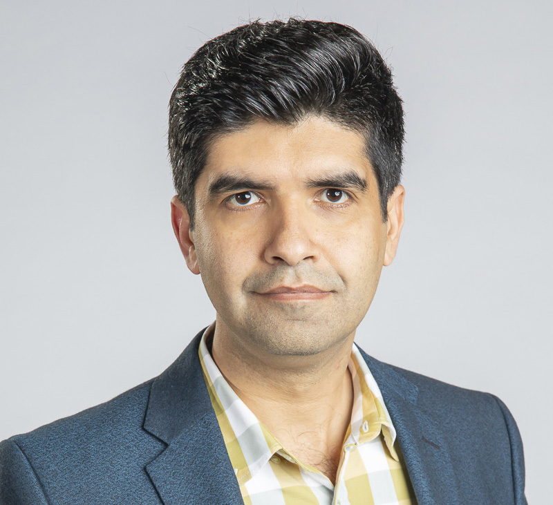 Portrait of Yaser Masoudnia, co-founder and CEO of BlueTape